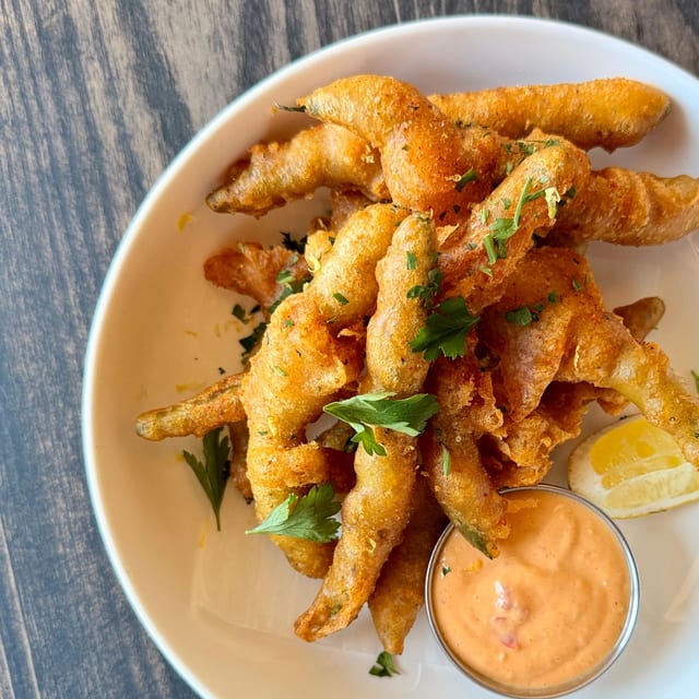 TEMPURA GREEN BEANS.